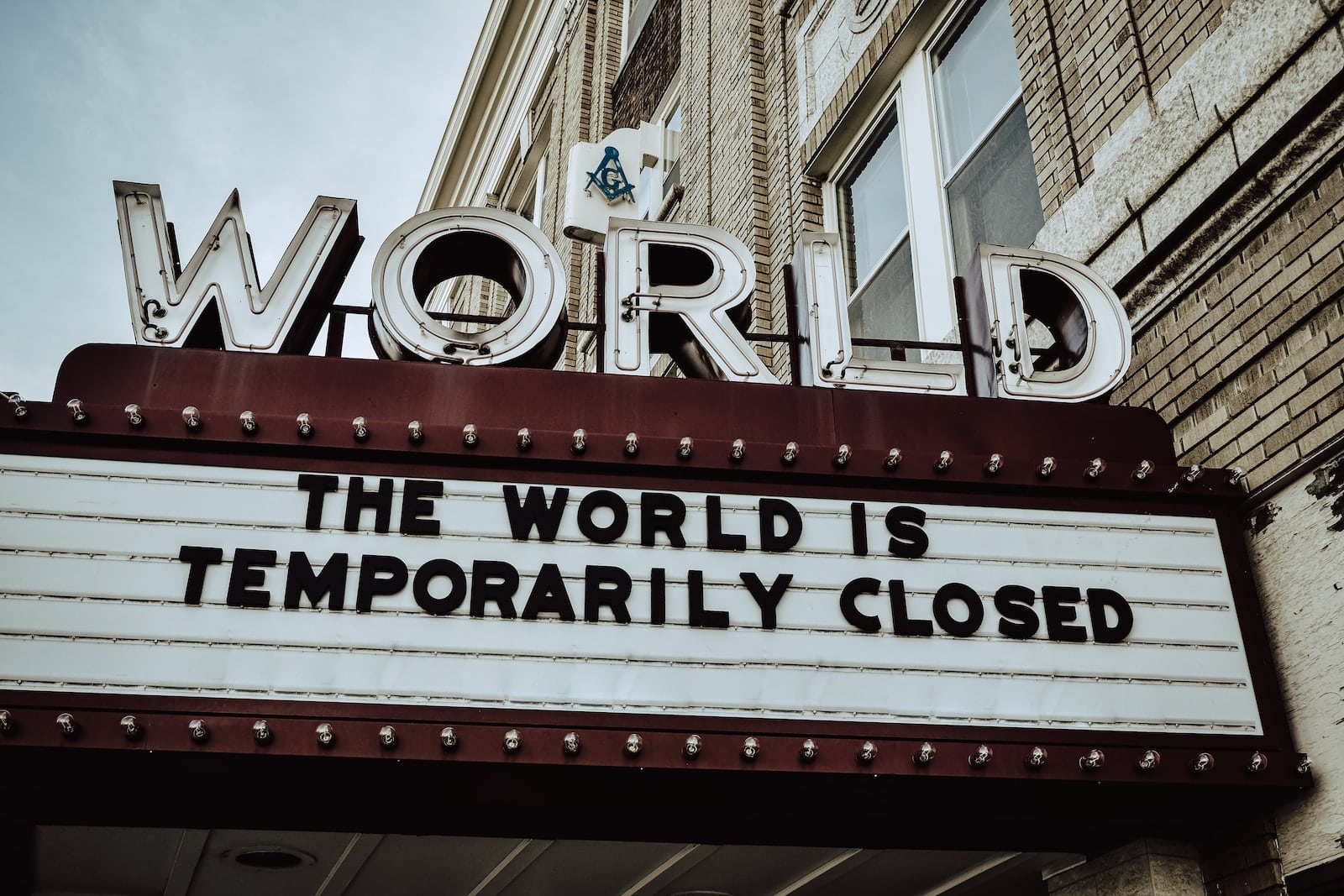 Adapting to Change: Navigating the Post-Pandemic Service Industry Like a Pro