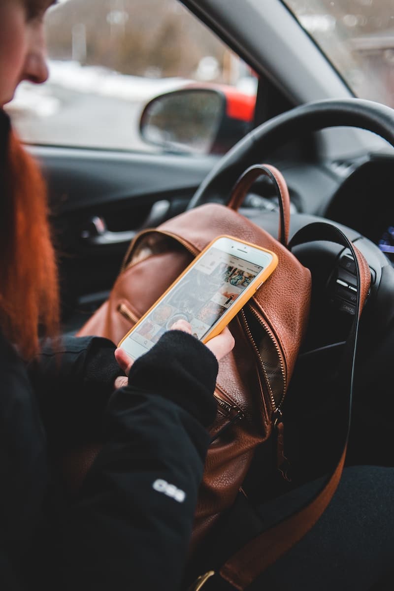 Mobile Service Mastery: Tap into the On-the-Go Market for Explosive Growth